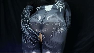 Gadis Montok Berpantat Gede Cosplay Spiderman Digoyang Tukang Becak – Film Panas Indonesia Terkini