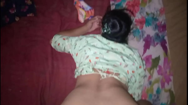 Gila, Desi Cewek Gue Peluk-peluk Ampe Basah Kuyup.