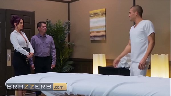 Cerita Istri Beneran – Monique Alexander & Xander Corvus – Spa Penggila Birahi Buat Para Istri Nakal – Brazzers