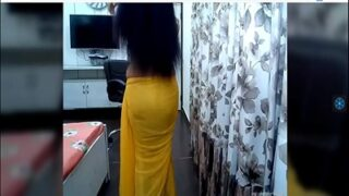Cewek India Seksi Telanjang Bulat Di Depan Webcam Sambil Goyang-goyang Bikin Mupeng.