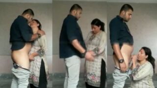 Istri Selingkuh Ngeblow Kekasih Gelapnya Di Luar, Bikin Basah