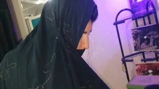 Video Mesum Bangladesh: Abang Sama Pembantu Hijabnya, Panas Dan Penuh Gairah