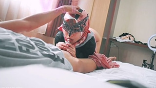 Vina Si Hijab Binal, Nafsu Menggoda Di Balik Kain Tipis.