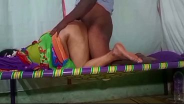 Aunty Desi Pake Saree, Doggy Style Di Rumah, Bikin Makin Greget.