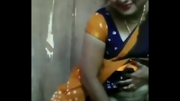 Desi Bhabhi, Basah Kuyup Nungguin Jatah Malam Dari Suami.