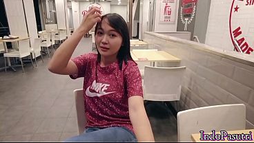 Bokep Indo Terbaru – Mahasiswi Nakal Crot Di Memek Pas Janjian Makan Siang Lagi Selingkuh.