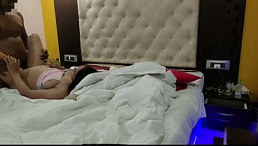 Ngentot Pakai Penis Besar Ekstender Keras Sambil Ngomong Hindi