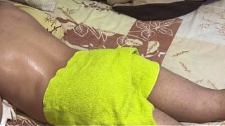 Ibu Mertua Dengan Pantat Gede Bantu Mantu, Pijatannya Malah Berubah Jadi Panas Dan Basah.
