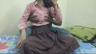 Cewek Kuliahan India Di Kamar Pacar Digenjot Sambil Ngomong Hindi