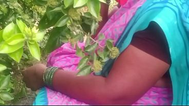 Bhabhi India Digerebek Di Sawah, Ngewe Liar Di Desa