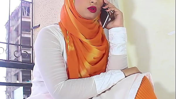Salma Si Cewek Muslim Lagi Ngewe Temennya Pake Audio Hindi Kotor