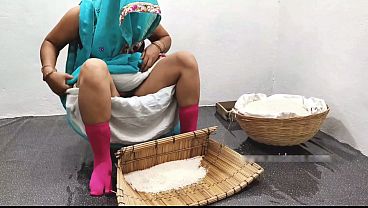 Desi Cewek Kampung India Siap Digoyang Panas-panas.