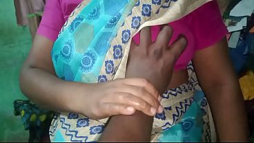 Priyanka Istri Rumahan India, Mainin Kontol Sendiri Di Rumah.