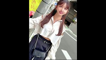Majalah Model, Campuran Filipina Dan Jepang, Umur 18, Bikin Gregetan, Siap Menggoda Pandangan.
