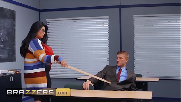 Ngentot Bareng Tante Latin Montok, Pinter Nunggang Kontol Keras – Brazzers