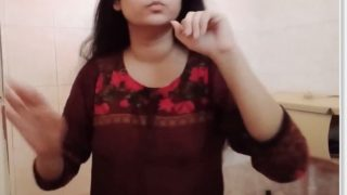 Video Mandi Bugil Bhabhi Desi Rambut Panjang, Goyang-goyang Hot Bikin Makin Pengen