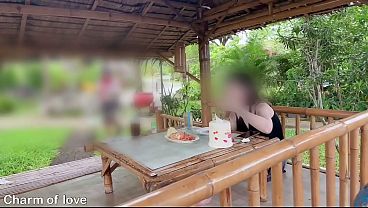 Di Luar, Sama Orang Asing, Gaya Thai, Panas Dan Basah.