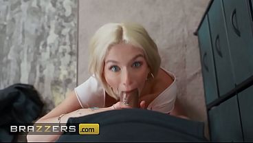 Slut Berantem Sama Perampok, Emma Rosie / Brazzers, Masuk Xvpromo Di Situs Resmi Biar Dapet Diskon
