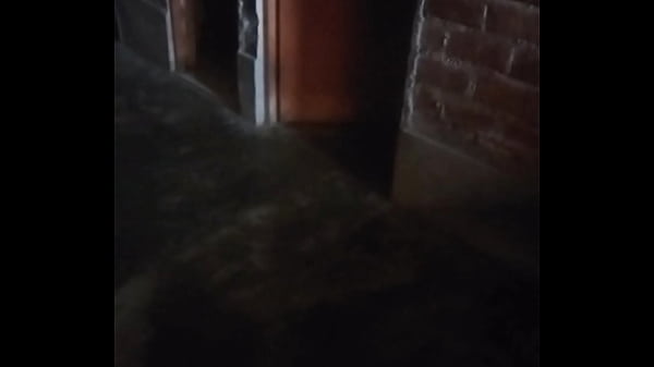 Ibu Muda Janda Hot Buka Pintu Rumah Buat Duit, Langsung Ngajak Masuk