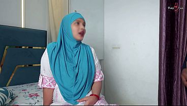 Blinkit Kurir Cukur Bulu Memek Bini Hijab, Lalu Ngentot Sampe Crot Dalam.