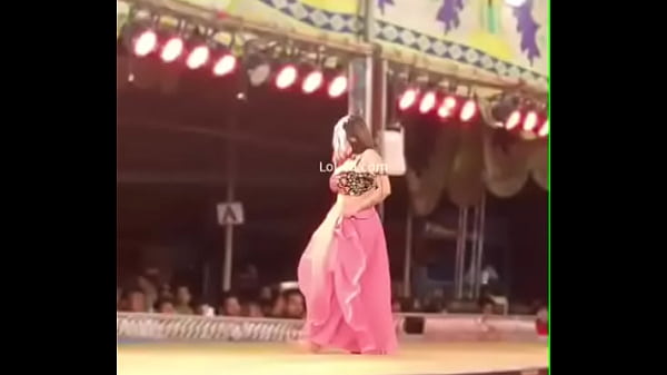 Tarian Desi India Telanjang, Goyangin Pinggul Sambil Crot Di Atas Panggung.