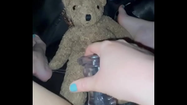 Gadis 18 Tahun Perawan Pertama Kali Mainin Dildo Kaca Gede, Memek Merah Pink Basah Kencang, Los Angeles, Fetish Mesum, Abg Saudi Amatir Terbaik Di Amerika, Salju Putih Arab, Amerika Serikat 2025