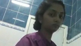 Tamil Nadu Perawat Cewek Bahtroom Telanjang Mms Selfie