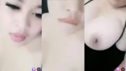 Tante Montok Tobrut Siap Digoyang, Nungguin Sentuhan Nakal.