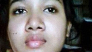Video Cewek Wali Bulu Lebat Colokin Memek Manisnya Sendiri.