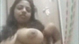 Video Selfie Telanjang Mulachi Paru Dari Kerala Bikin Malu