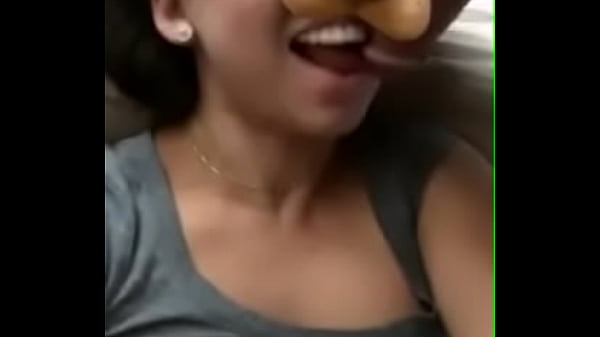 Cewek India Lagi Ngeblowjob, Bibir Merah Basah Ngenyot Kontol Sampe Kenceng