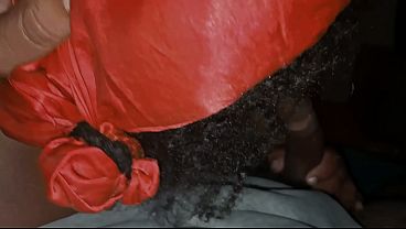Aku Kagetin Mertua Alim Pake Kontol Tengah Malem, Malah Keterusan Anal.