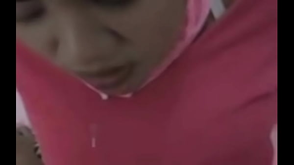 Hijab Bercinta, Nafsu Di Balik Kain Suci