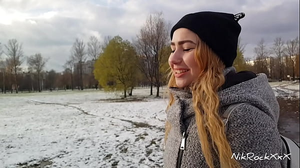Bella Mur Digojlok Habis Demi Duit! Pickup Rusia Bikin Makin Liar.